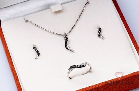 Złoty wisiorek białe i czarne diamenty Staviori Złoty wisiorek białe i czarne diamenty Staviori