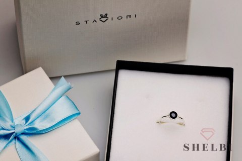 Srebrny pierścionek z szafirem Staviori Srebrny pierścionek z szafirem Staviori