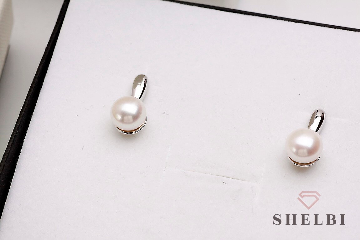 Srebrne kolczyki z natutarlną perłą hodwlaną słodkowodną Staviori